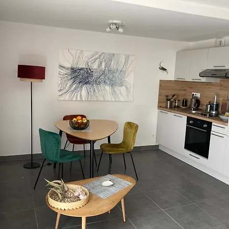 Joli Studio Tout Neuf Saint-Malo